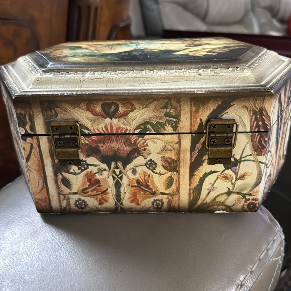 Vintage Decorative jewelry Box with Cherub Design